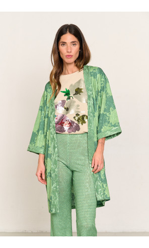 Kimono de largura media estampado flora BMB & Co. vista delantera