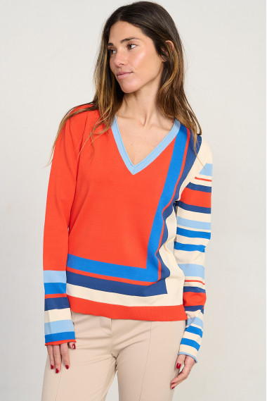 Jersey de punto fino con escote en pico en tonos naranja y rayas BMB & Co. vista delantera