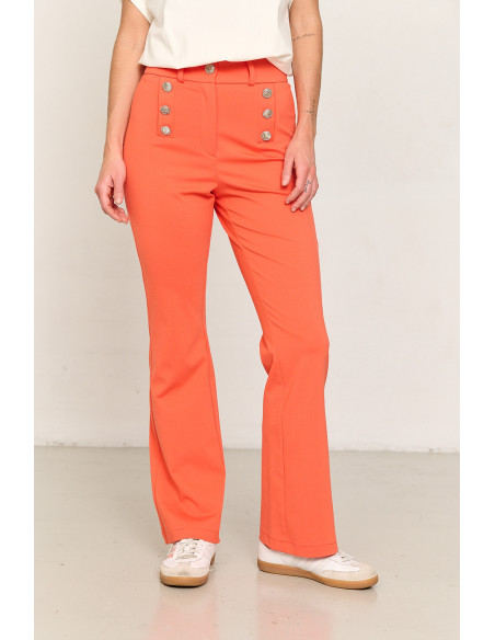Pantalon flare naranja con botones metálicos BMB & Co. vista frontal