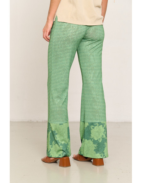 Pantalon fluido estampado sobre jacquard BMB & Co. vista trasera