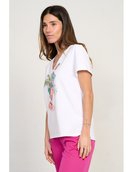 Camiseta de algodón cruda escote en pico con chica y abalorios BMB & Co. vista lateral