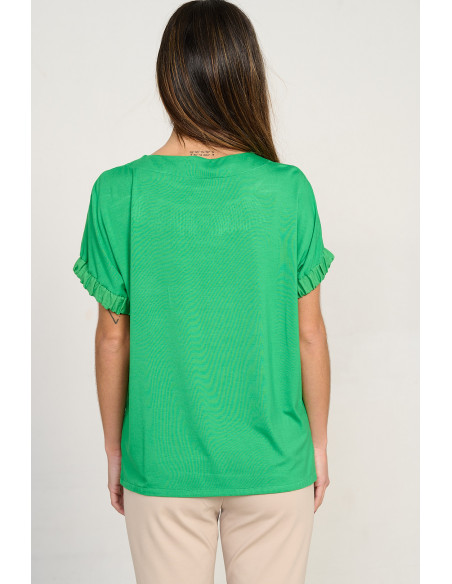Camiseta verde cruda escote redondo con strass y mangas caida   BMB & Co. vista trasera