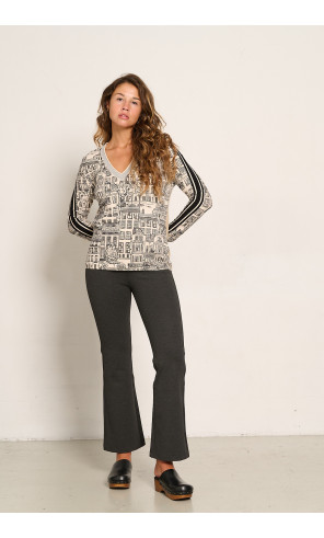 PANTALON ACAMPANADO GRIS