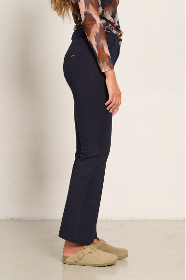 Pantalon acampanado marino efecto segunda piel BMB & Co.