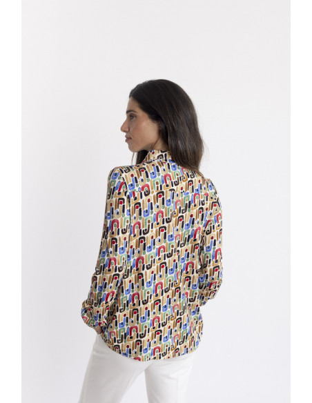 Camiseta Print Geometrico Con Botonadura BMB & Co.