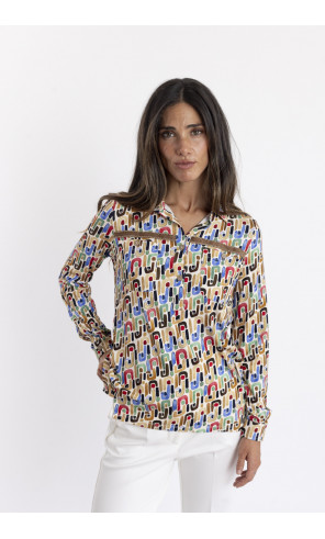 Camiseta Print Geometrico Con Botonadura BMB & Co.