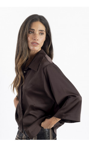 Blusa Satinada Chocolate Mangas Amplias BMB & Co.