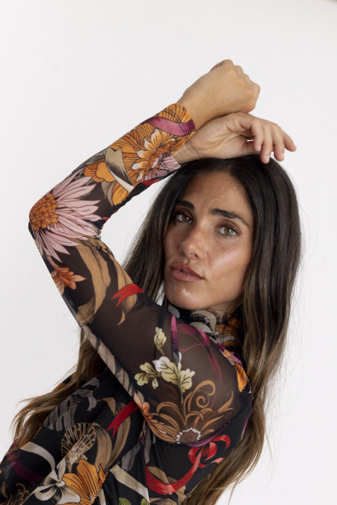 Top Tul Estampado Con Cuello Alto BMB & Co.