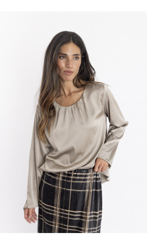 Blusa Satinada Champan Espalda Cruzada BMB & Co.