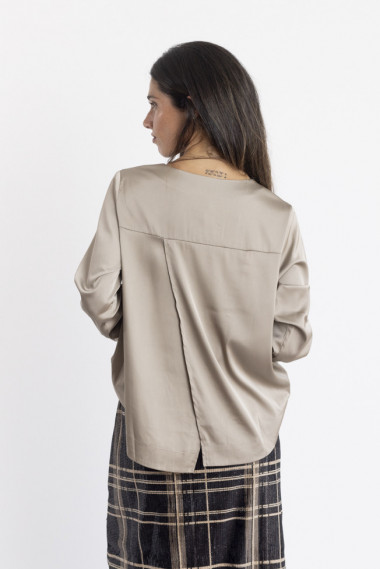 Blusa Satinada Champan Espalda Cruzada BMB & Co.