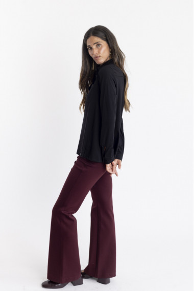 PANTALON CAMPANA GRANATE