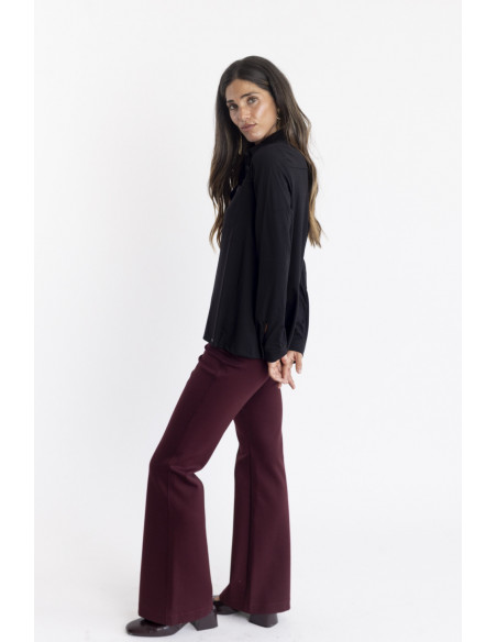 PANTALON CAMPANA GRANATE