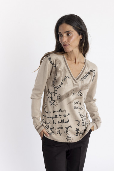 Jersey Escote En Pico Con Print Graffiti BMB  & Co.