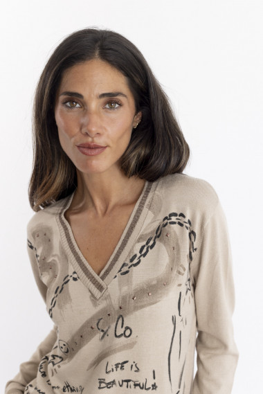 Jersey Escote En Pico Con Print Graffiti BMB  & Co.