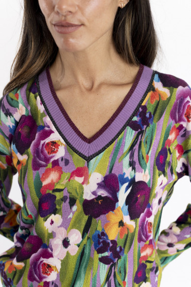 Jersey Escote En Pico Con Print Floral BMB & Co.