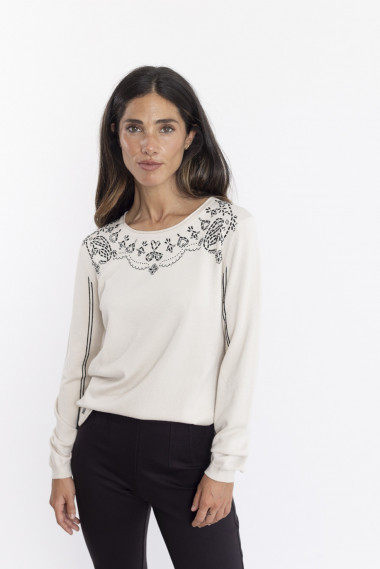 Jersey Fino Beige Con Aplicaciones En Escote BMB & Co.