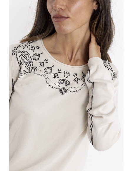 Jersey Fino Beige Con Aplicaciones En Escote BMB & Co.