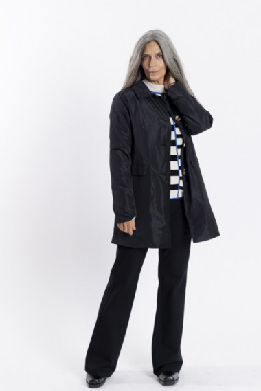 Trench Clásica Negra Acolchada Waterproof BMB & Co.
