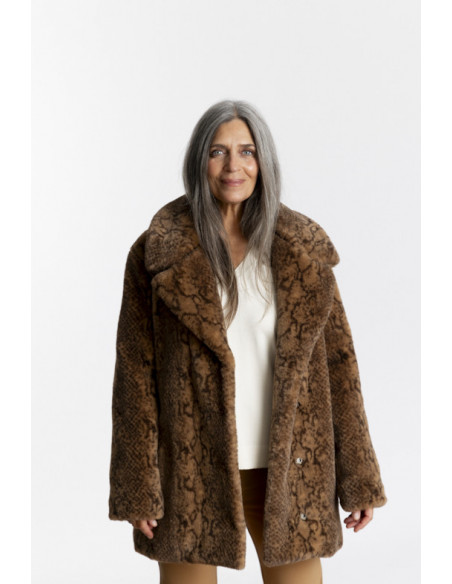 Abrigo Pelo Sintético Animal Print BMB & Co.