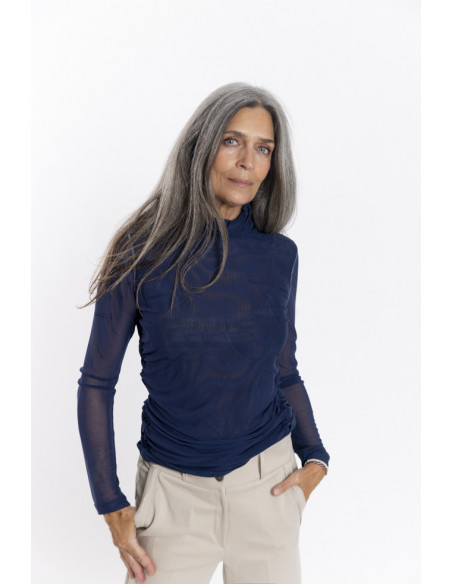 Top Tul Marino Entallado Cuello Alto BMB & Co.