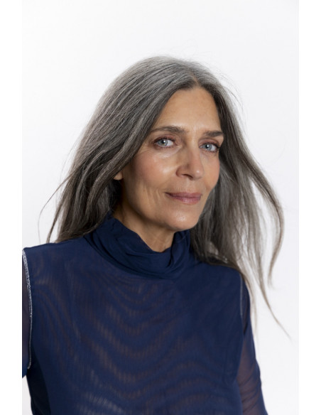 Top Tul Marino Entallado Cuello Alto BMB & Co.