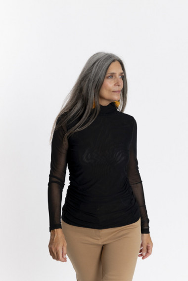 Top Tul Negro Entallado Cuello Alto BMB & Co.