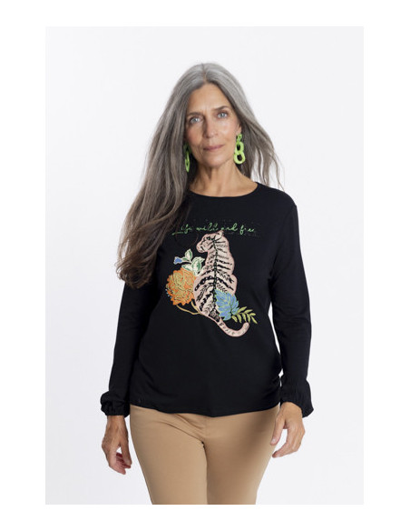 Camiseta Negra Algodon Con Estampado BMB & Co.