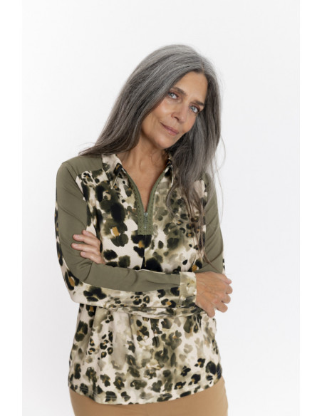 Camiseta Animal Print Con Cremallera en Escote BMB & Co.