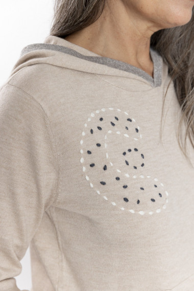 Sudadera Cruda Lana Con Bordados BMB & Co.