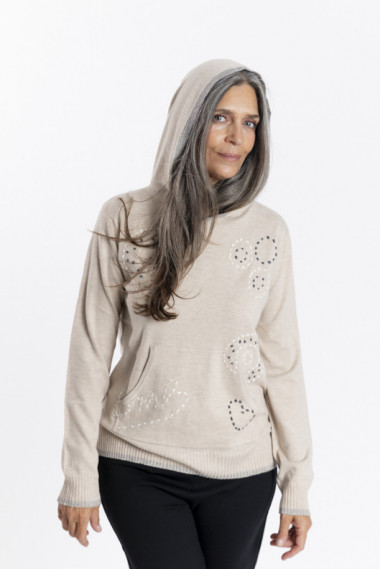 Sudadera Cruda Lana Con Bordados BMB & Co.