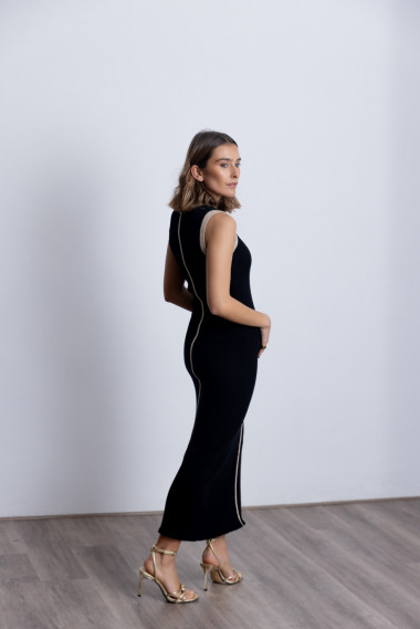 Vestido Negro Algodón Entallado BMB & Co.