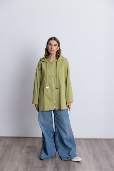 Trench Verde Plisada y Capucha BMB & Co.