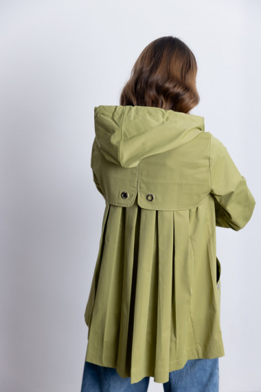 Trench Verde Plisada y Capucha BMB & Co.