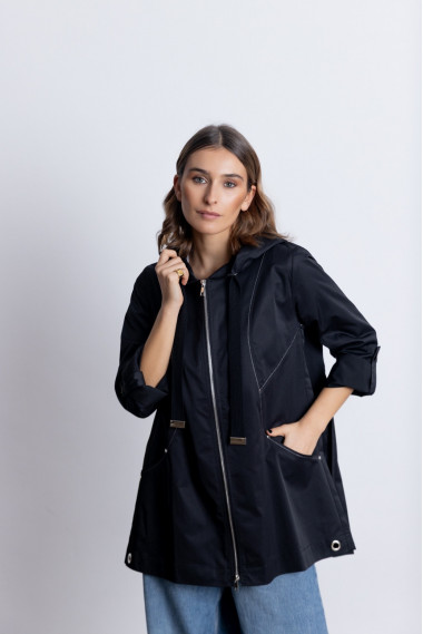 Trench Negra Con Tablas y Capucha BMB & Co.
