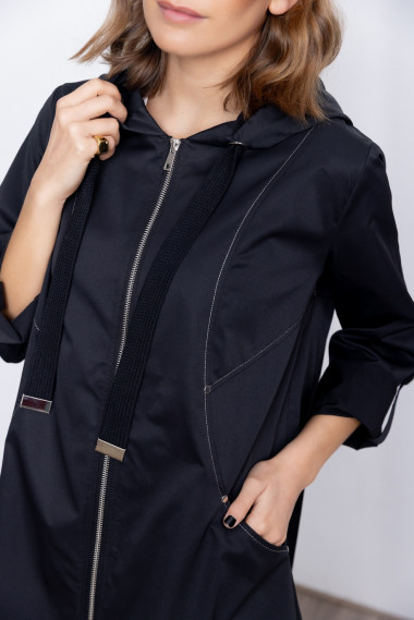 Trench Negra Con Tablas y Capucha BMB & Co.