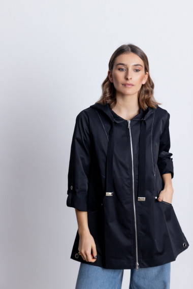 Trench Negra Con Tablas y Capucha BMB & Co.