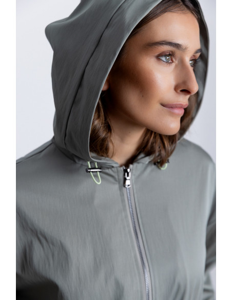 Trench Fina Con Capucha BMB & Co.