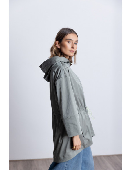 Trench Fina Con Capucha BMB & Co.