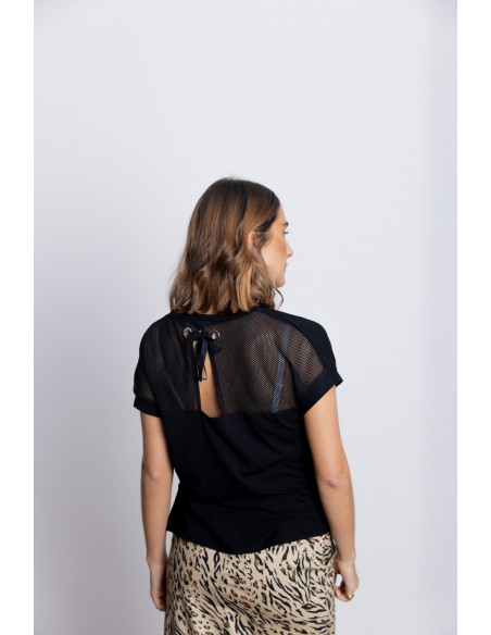 Camiseta Negra Asimétrica BMB & Co.