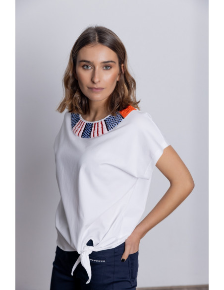 Camiseta Algodón Con Escote Pedrería BMB & Co.