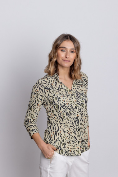 Camiseta Botonadura Animal Print BMB & Co.