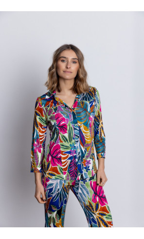 Camiseta Con Botonadura Estampado Flores BMB & Co.