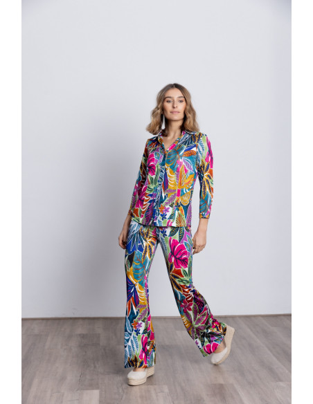 Camiseta Con Botonadura Estampado Flores BMB & Co.