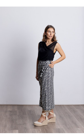 Falda Midi Lunares Con Volante BMB & Co.