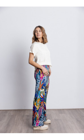 Pantalon Recto Estampado Floral  BMB & Co.