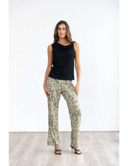 Pantalón Comodo Con Pinzas Animal Print BMB & Co.