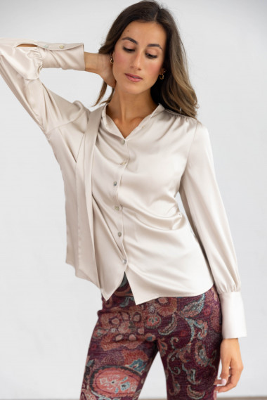 Blusa Beige Satinada BMB & Co.