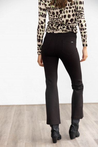 Pantalón Flare Chocolate BMB & Co.