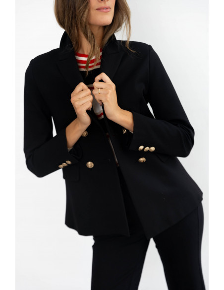 Blazer Negra Cruzada Extra Comfort BMB & Co.