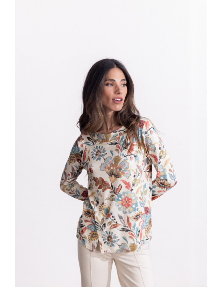 Camiseta Escote Redondo Flores BMB & Co.